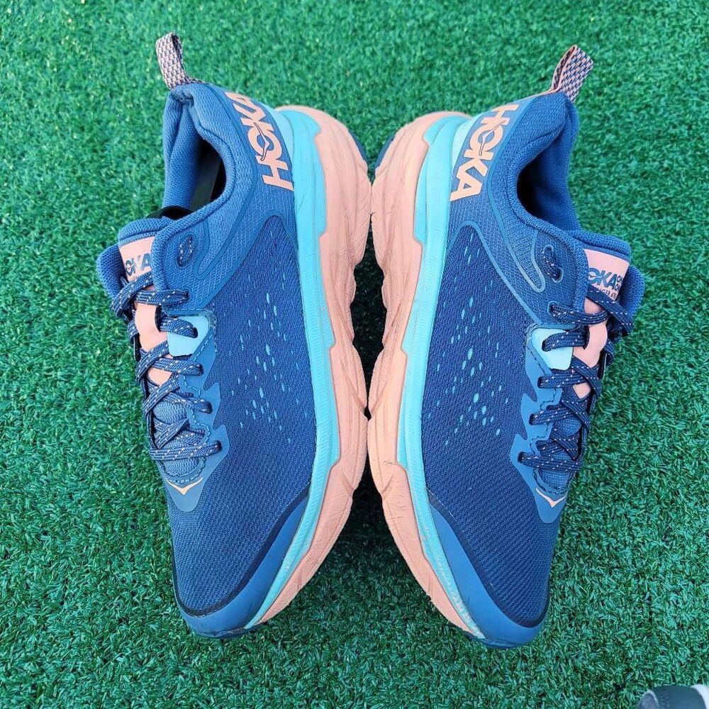 Hoka One One Challenger Art 6 - Women's Running Shoes - Size 8B - Picture 8 of 11